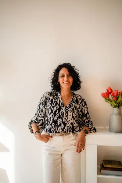 Prise de note pour comprendre au mieux les besoins du client dans sa stratégie digitale et sa refonte SEO